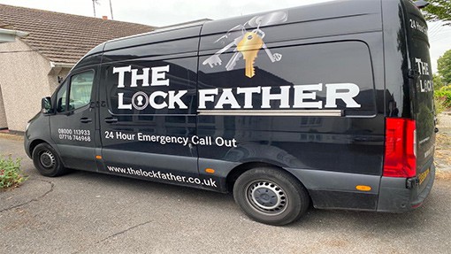 locksmith chelsmford